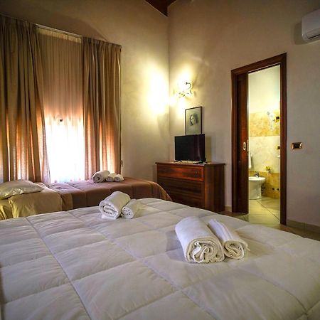 Tenuta Un Posto al Sole B&B Luxury Rossano Stazione Esterno foto