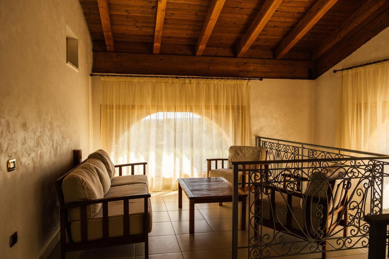 Tenuta Un Posto al Sole B&B Luxury Rossano Stazione Esterno foto