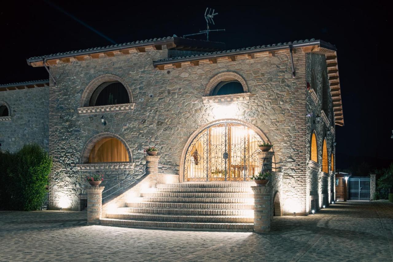 Tenuta Un Posto al Sole B&B Luxury Rossano Stazione Esterno foto