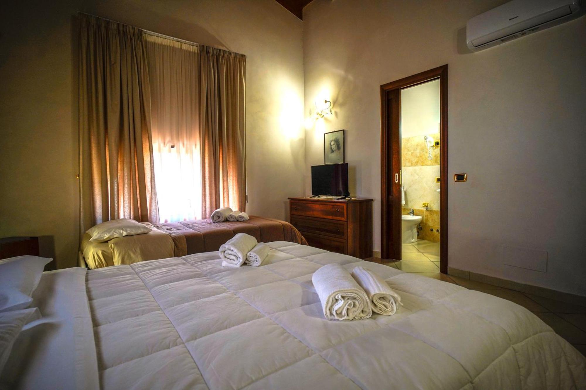 Tenuta Un Posto al Sole B&B Luxury Rossano Stazione Esterno foto