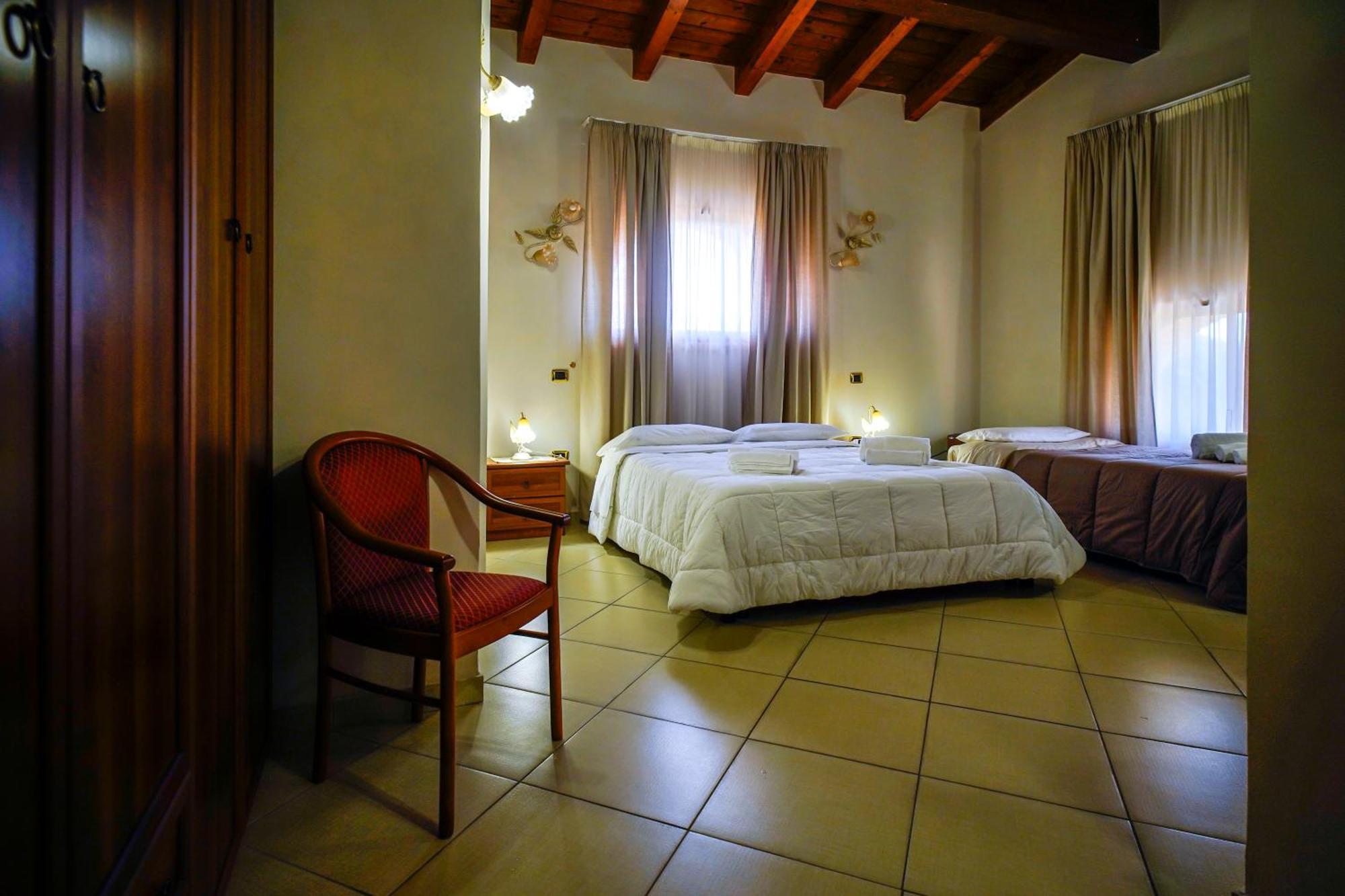 Tenuta Un Posto al Sole B&B Luxury Rossano Stazione Esterno foto